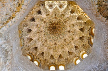 Granada, İspanya - Haziran 2018: Granada 'daki Alhambra Sarayı