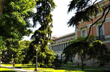 Madrid, İspanya - Haziran 2019: Madrid Parlamento Sarayı (Milletvekilleri Meclisi)