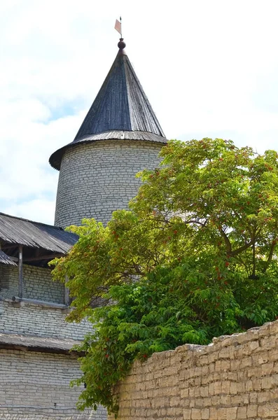 Torre Território Kremlin Pskov Pskov Rússia — Fotografia de Stock