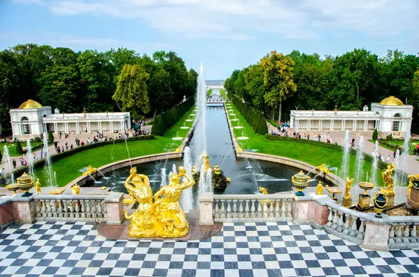 San Pietroburgo Russia Agosto 2021 Grande Cascata Del Palazzo Peterhof — Foto Stock