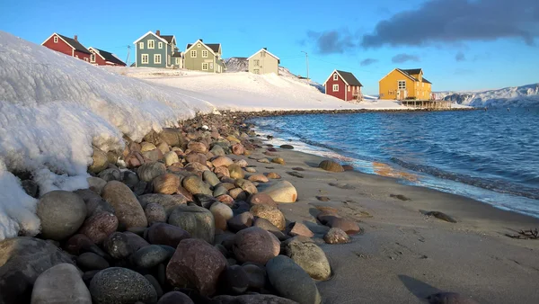 Pequeño pueblo en el norte de Noruega —  Fotos de Stock