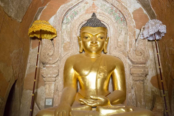 Buda Sentado Templo Bagan Myanmar —  Fotos de Stock