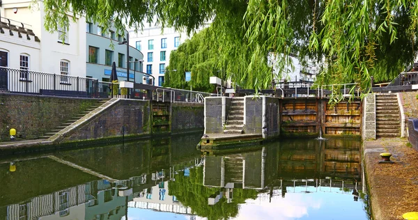 Camden lock in Londen — Stockfoto