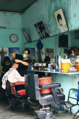 Hue, Vietnam - 20 Ağustos 2016: Berber Dükkanı Vietnam