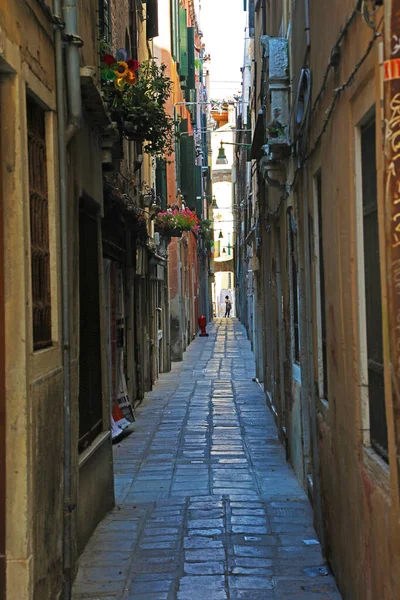 Estreito Beco Veneza Italia — Fotografia de Stock