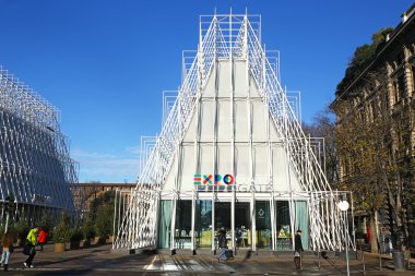 Geçici yapı Milano Expo 2015 için inşa
