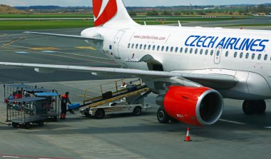 Prag Havaalanı Bagaj yükleme