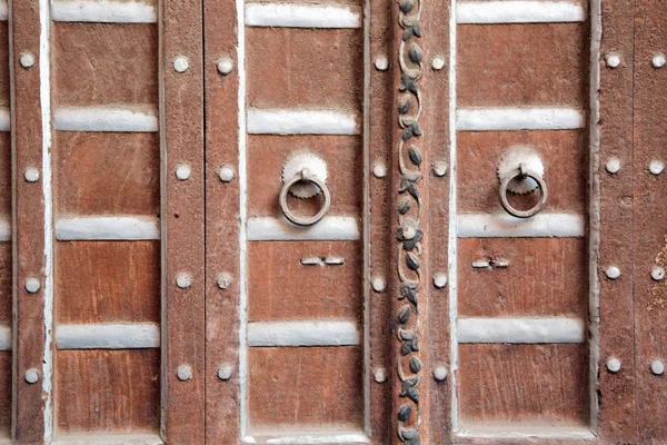 Деталь индийской двери — стоковое фото