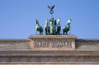 Quadriga Brandenburg Kapısı'nın