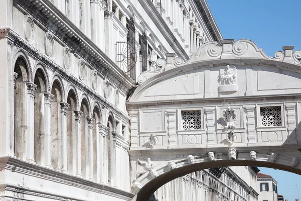 Brug van zuchten in Venetië — Stockfoto