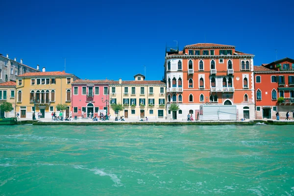 Maisons multicolores de Venise — Photo