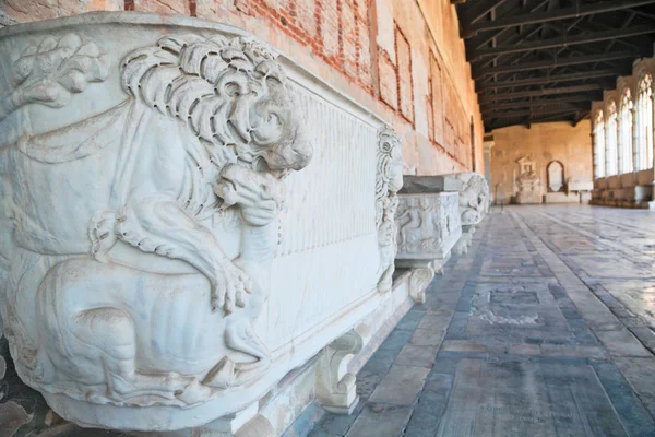 古いローマの石棺 — ストック写真
