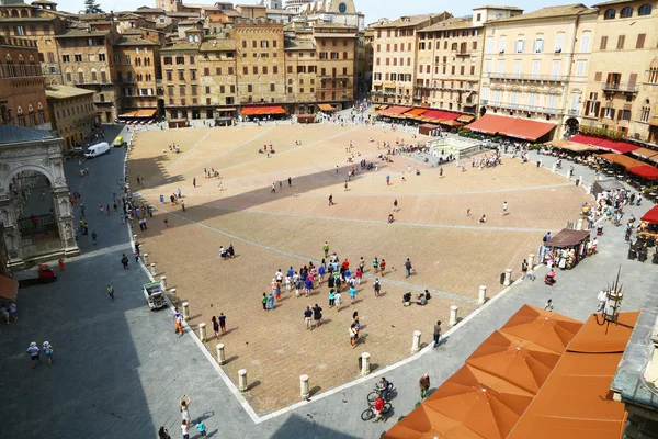 Letecký pohled na náměstí Piazza del Campo — Stock fotografie