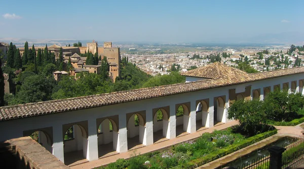 Letecký pohled na Alhambra a Granada — Stock fotografie