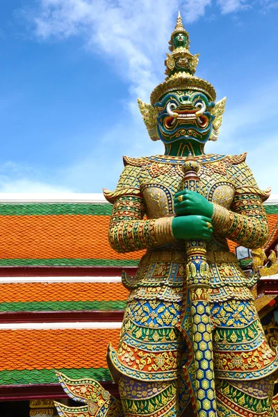 Statue of demon of Grand Palace — 图库照片