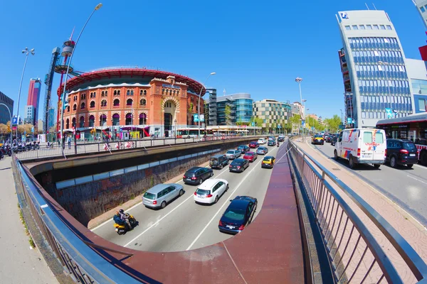 Κυκλοφορία στην Βαρκελώνη θέα από την γέφυρα — Φωτογραφία Αρχείου