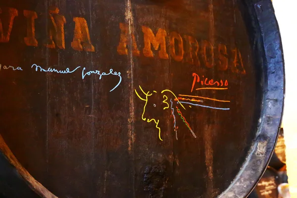 Old wooden wine barrel signed by Picasso — Stock Photo, Image
