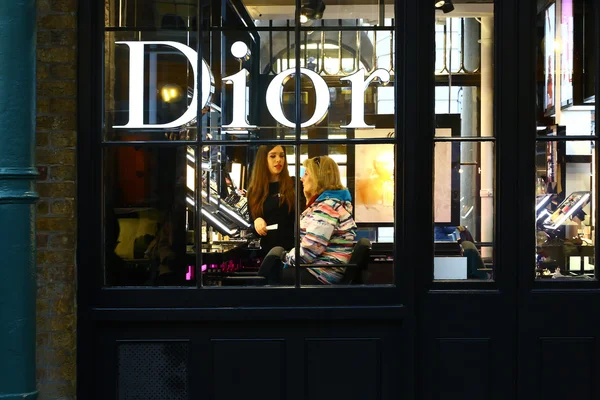 Facade window of  Dior store — Stok fotoğraf