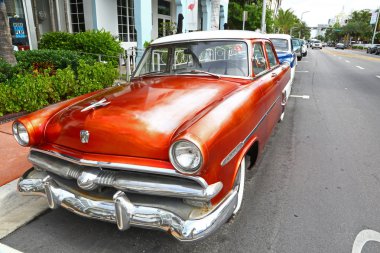 Miami Beach eski model araba