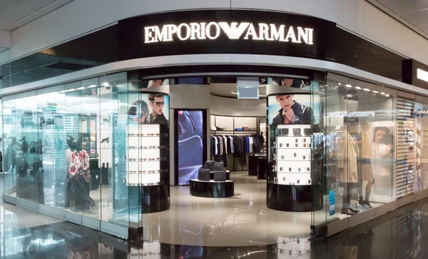 Emporio Armani tienda en Munich aeropuerto —  Fotos de Stock