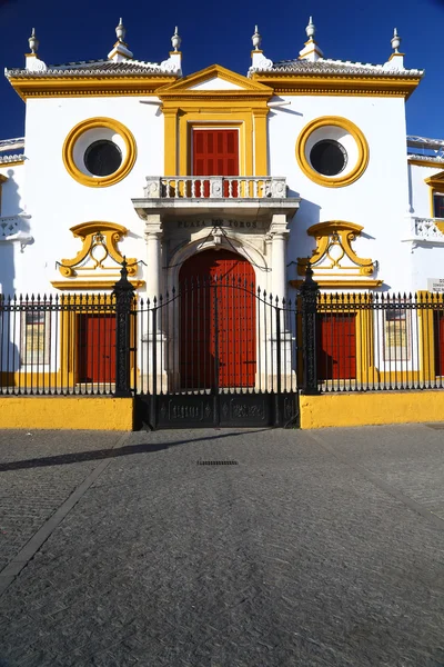 Plaza de toros i sevilla — Stockfoto