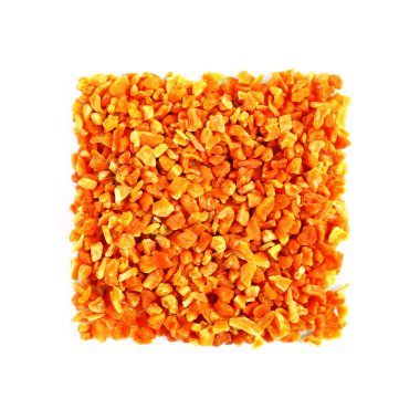 Kare bileşiminde kurutulmuş havuç