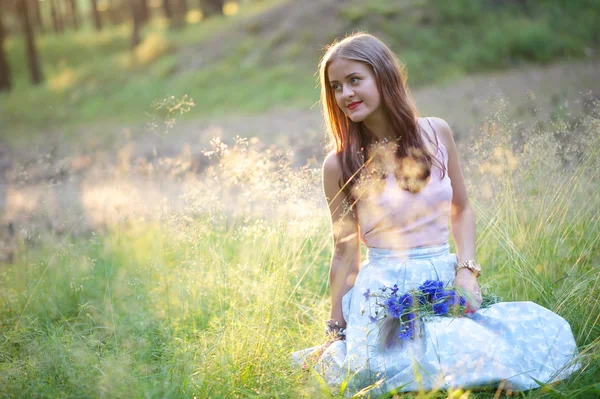 Chica al aire libre —  Fotos de Stock