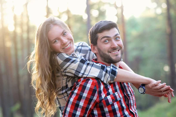 Casal bonito — Fotografia de Stock