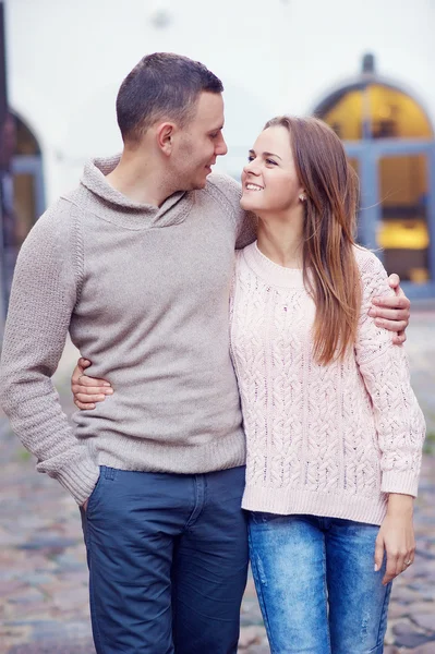 Lovely couple outdoor — Stock Photo, Image