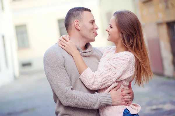 Lovely couple outdoor — Stock Photo, Image