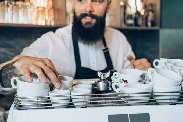 Barista Making Cup Coffee Coffee Chop Smiling Barista Beard Standing — Stock Photo, Image