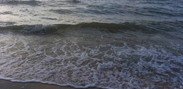 Fundo Natural Ondas Mar Rolar Terra — Fotografia de Stock