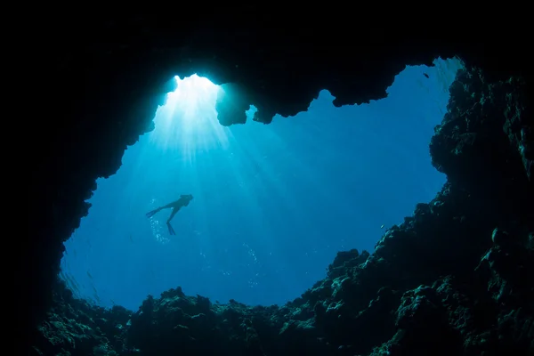 Blue Hole and Snorkeler in Palau — Stock Photo, Image