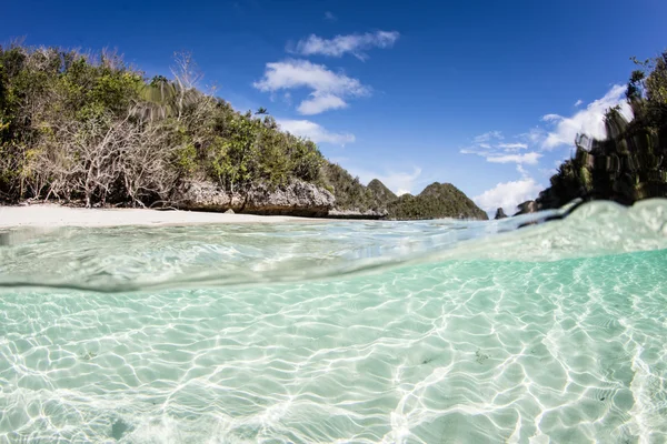 Wayag a Raja Ampat — Foto Stock