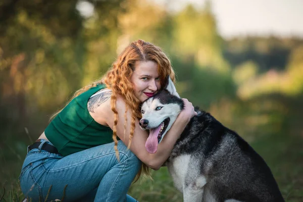 Beautiful Young Woman Hugging Her Lovely Dog — Stock Photo, Image