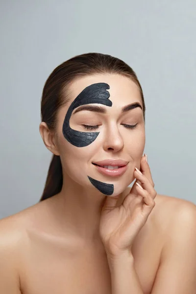 Beauty Portrait Woman Skin Care Health Black Mask Grey Background — Zdjęcie stockowe