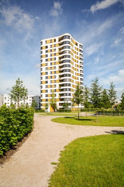 Apartman kulesi kentin - modern düşük enerji ev standart ile bina konut