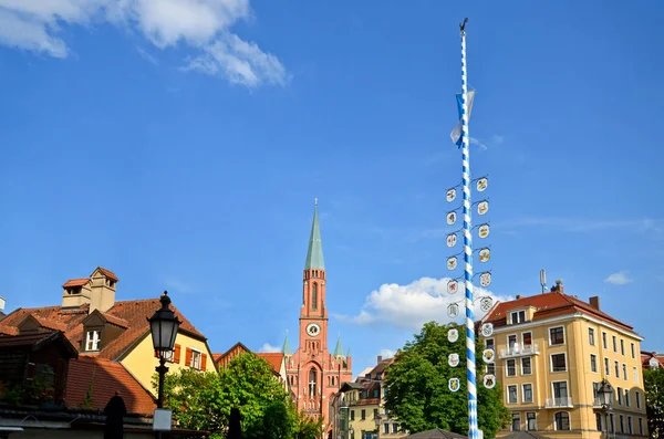 Pohled Historické Maypole Náměstí Wiener Platz Blízkosti Isar Gasteig Starém — Stock fotografie