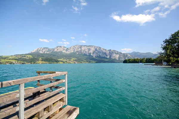 Lake district Salzburger Land Autriche, Vue sur le lac Attersee Alpes autrichiennes — Photo