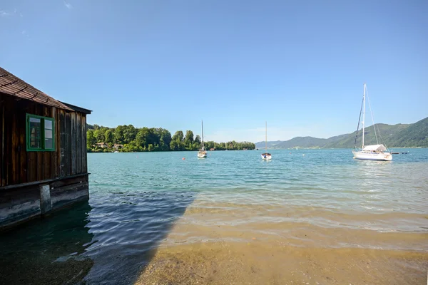 Lake district Salzburger Land Autriche, Vue sur le lac Attersee Alpes autrichiennes — Photo