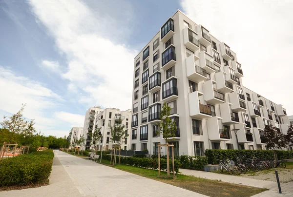 Şehrin modern ekolojik konut