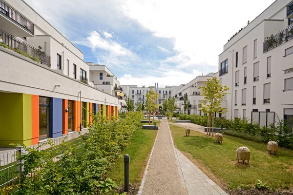 Modern low-energy buildings in the city — Stock Photo, Image