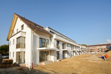 Yeni Konut geçit ve açık hava tesisleri