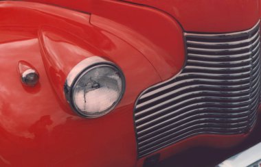 1940 model bir Chevy kamyonetin farlı ayrıntıları..