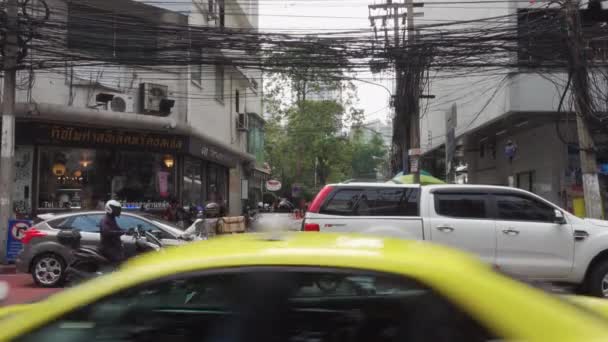 Bangkok Thailand Februar 2021 Verkehr Auf Der Asoke Montri Road — Stockvideo
