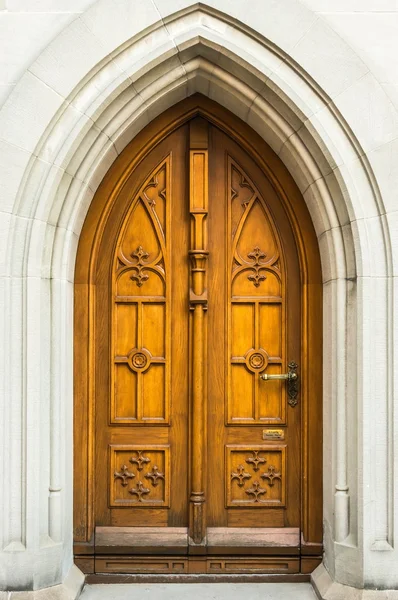 サンクト ・ ガーレンの教会に古い木製のドア — ストック写真