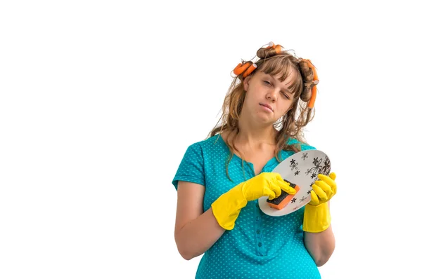 Cansado dona de casa mulher lavar pratos — Fotografia de Stock
