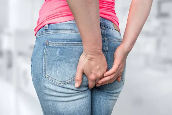 Woman Suffers Diarrhea She Holding Her Butt Diarrhea Concept — Foto de Stock