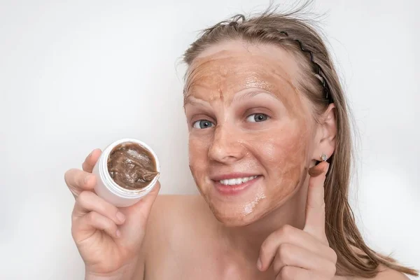 Woman Brown Volcanic Mask Her Face Spa Beauty Concept — Stock Photo, Image
