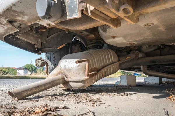 Car Exhaust Muffler Fallen Car Forgotten Car Street Concept — Stock Photo, Image